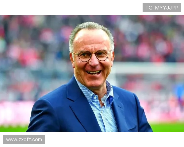 某足球明星因压力过大导致掉发引发粉丝热议与关心